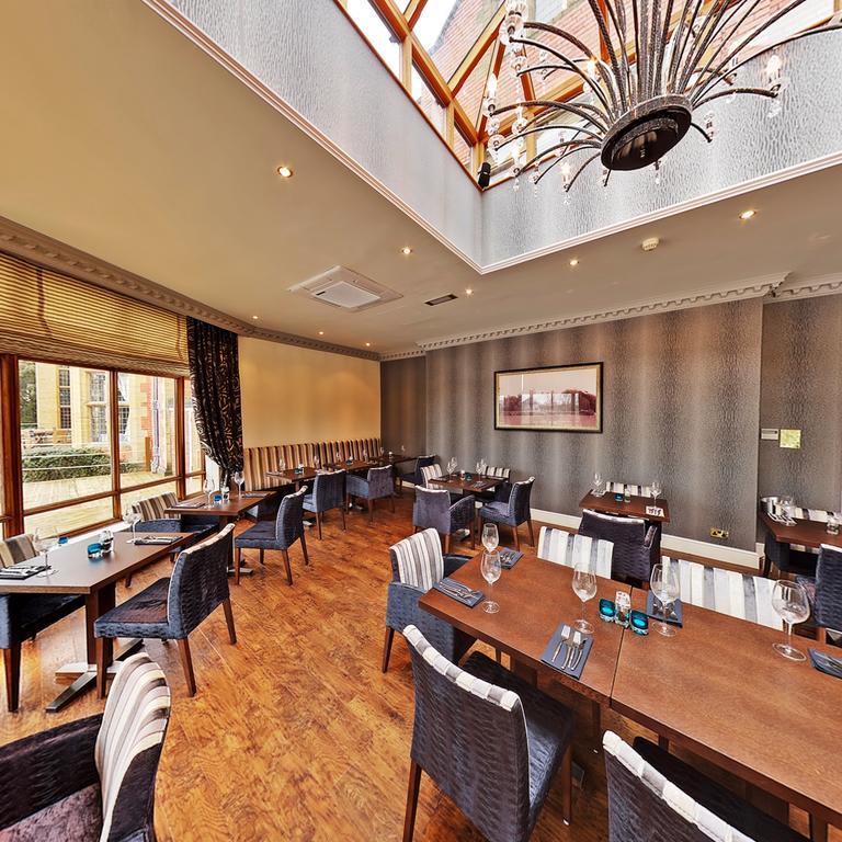 The Mount Country Manor Hotel & Golf Wolverhampton Exterior photo